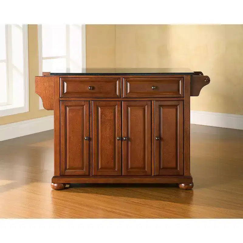 Crosley Alexandria Îlot de cuisine avec plateau en granit noir - Bois et Cerisier : Cadre en bois dur, porte-serviettes, 6 étagères, 2 tiroirs