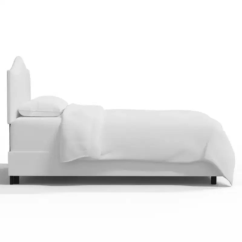 Lit capitonné incurvé personnalisé avec tête de lit Queen Size Skyline Furniture blanc cassé
